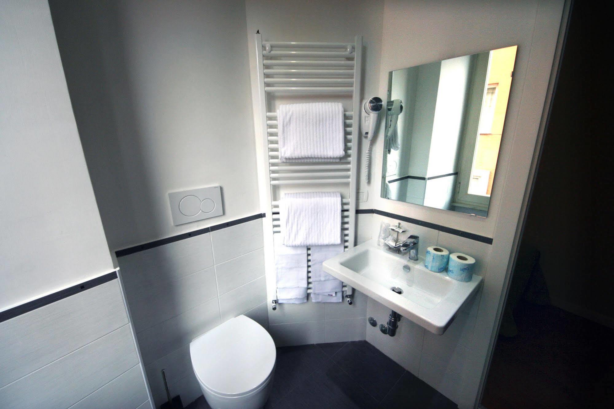 Roma Rooms Colosseum Extérieur photo